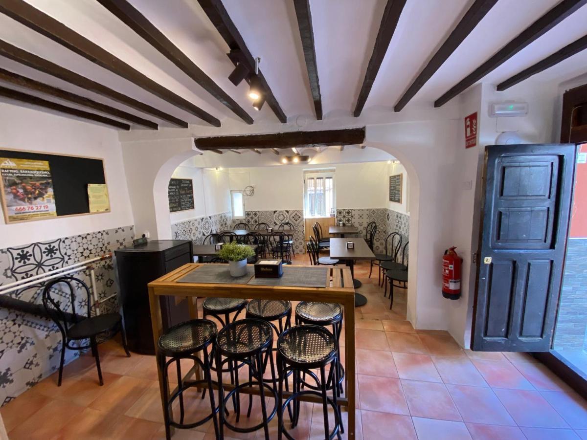 El Albergue Cirat Exteriér fotografie